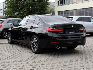 320 Baureihe 3 Lim. 320 d Sport Line