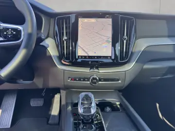 XC60 B5 B AWD Plus Black Edition
