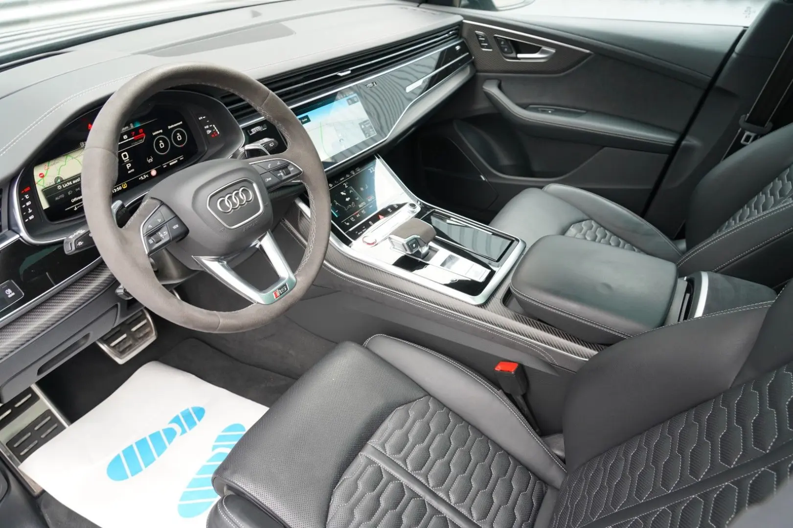RSQ8 4.0TFSI quattro DYNAMIK+ SOFT KERAMIK
