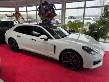Panamera Sport Turismo GTS 4.0 V8 Carbon Approve