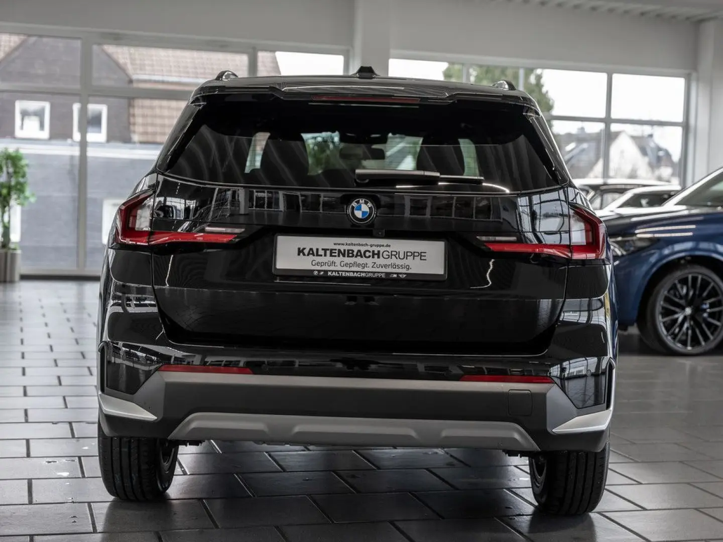 X1 xDrive 20d HUD 360° LED NAVI KAMERA SHZ PDC