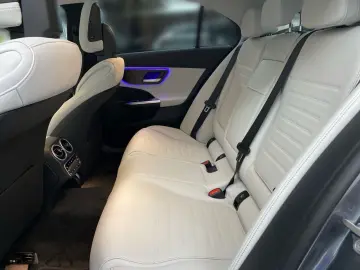 C 300 e 4Matic AMG+HUD+PARK+DISTR+DIGITAL
