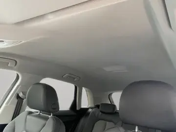 Q3 35 TFSI LED PDC CarPlay Phone Box