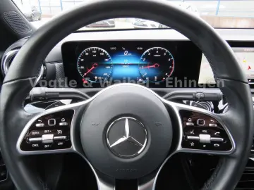 CLA 200 PROGRESSIVE+LED+KAM+DAB+SMARTPH-INT.+19