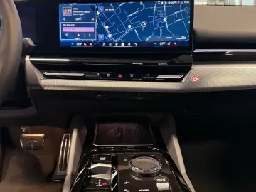 520 d xDrive M Sport Pro Carbon Panorama
