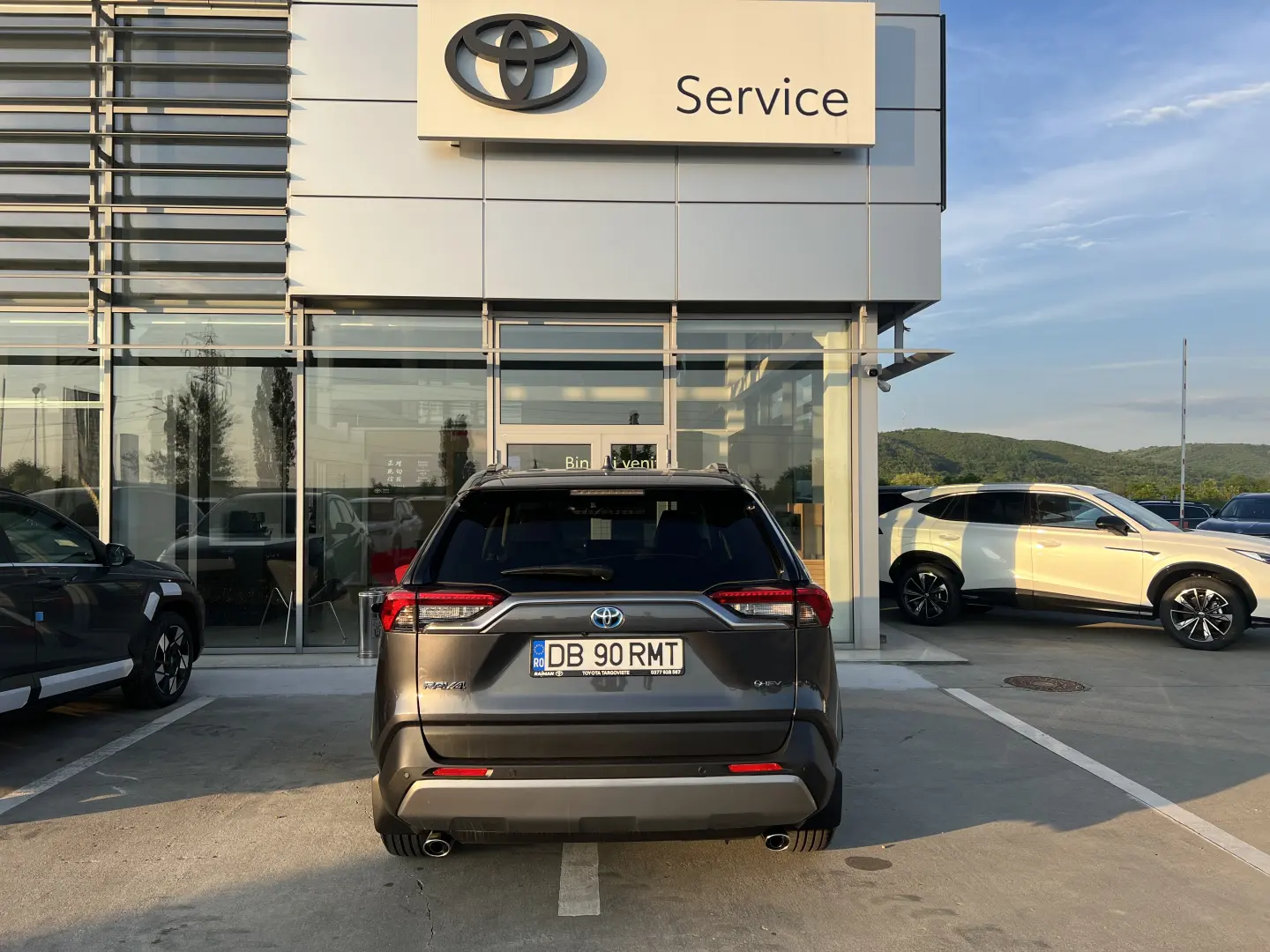 Reprezentanta Toyota Masina ca Noua