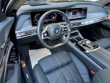 740 d xDrive INTEGRAL TV INDIVIDUAL INTERIEUR