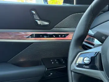740 d xDrive INTEGRAL TV INDIVIDUAL INTERIEUR