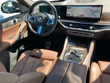 X6 xDr 40i M Sport Pro,LivePro,AHK,IcGlow,PAPro