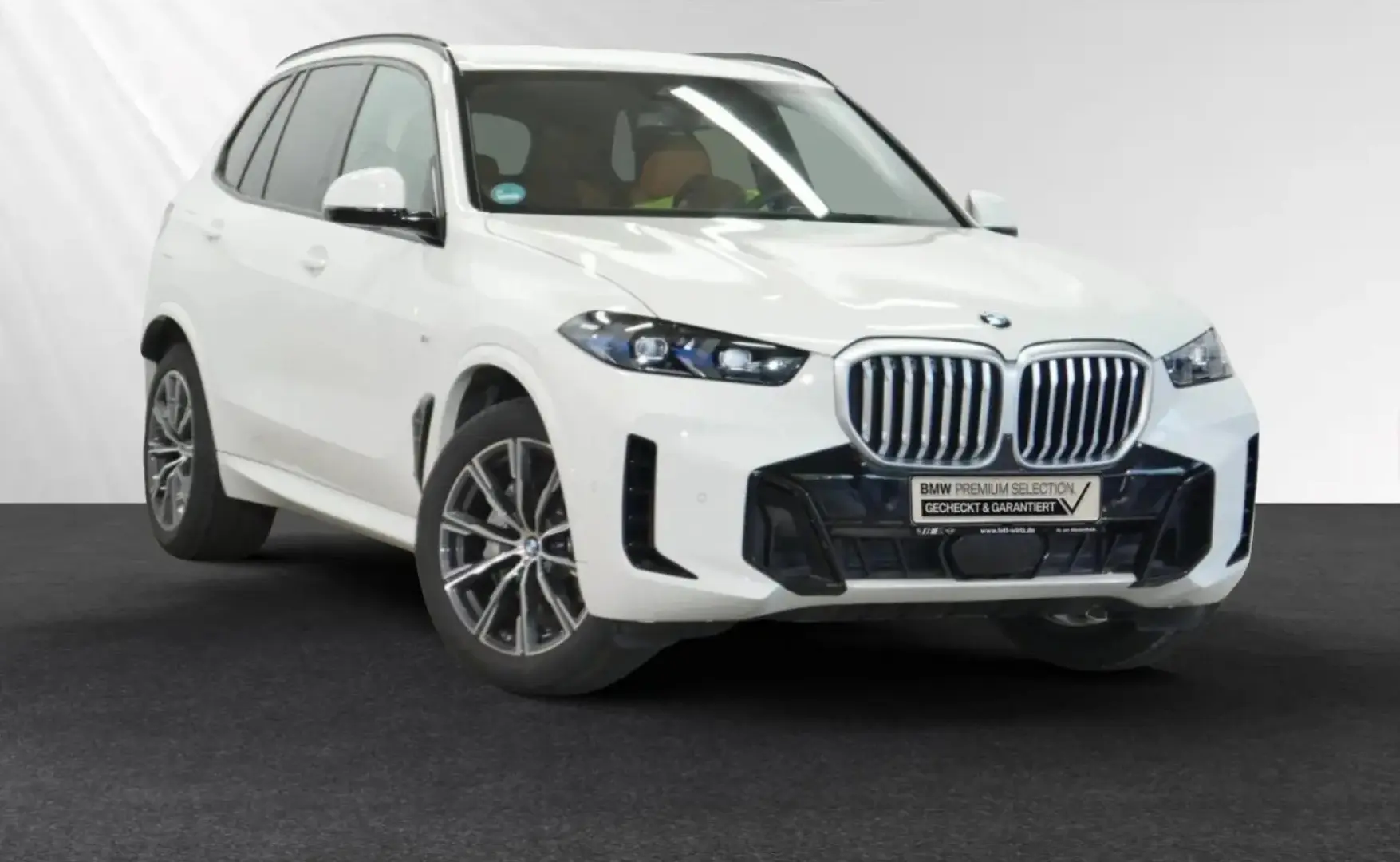X5 xDrive30d M Sport IconicGlow AmbientAir GestureControl