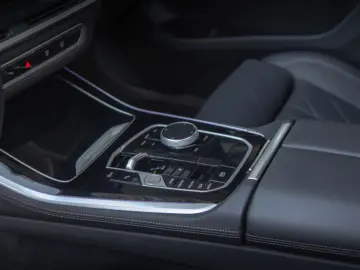 X5 30d xDrive LCI*M Sport*PANO*360°*Sonderlack!