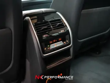 X7 xDrive 40 i M Sport / SKY LOUNGE /ICONIC GLOW