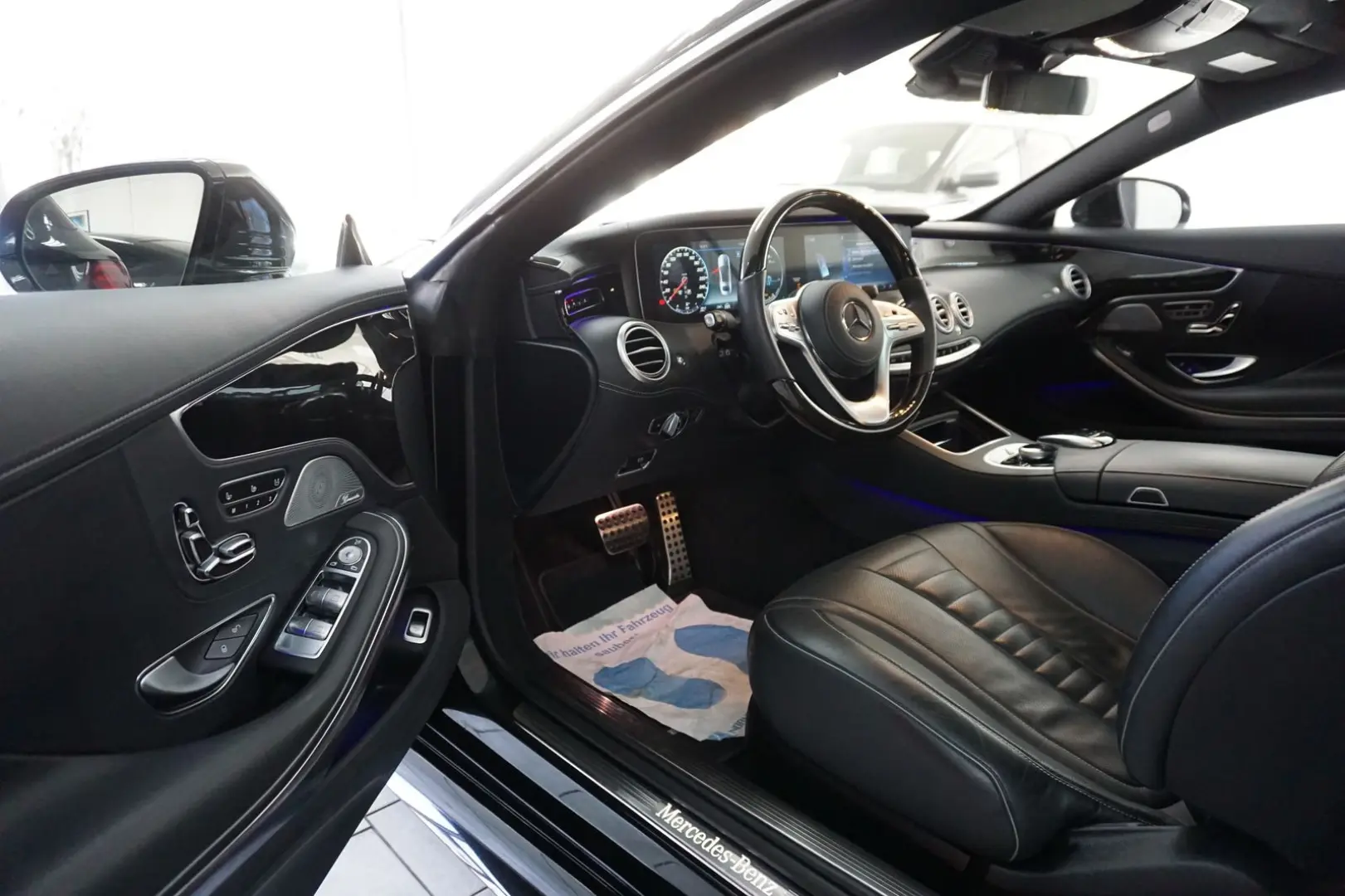 S 560 Coupe 4M MULTIKONTUR ACC HUD TV PANO BURME