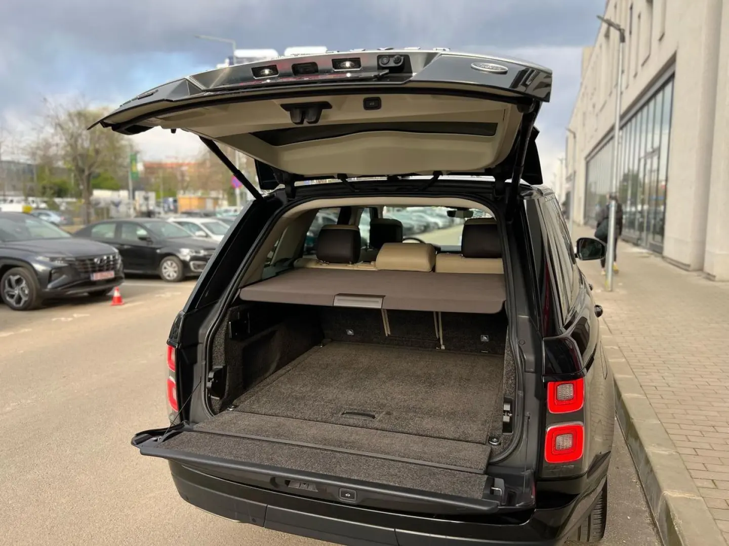 Land Rover Range Rover P400