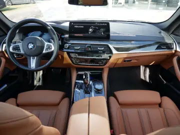 520 d xDrive Touring M-Sport, Innovationspaket P