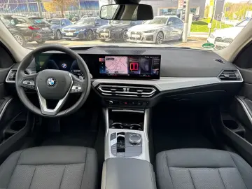 320d Lim. AHK/KomfZug/HUD