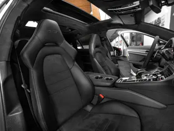 Panamera GTS #SportDesign #Panoramadach