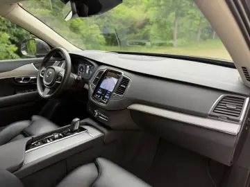 XC 90 T8 Inscrip. Expr. AHK Luft Leder Kamera
