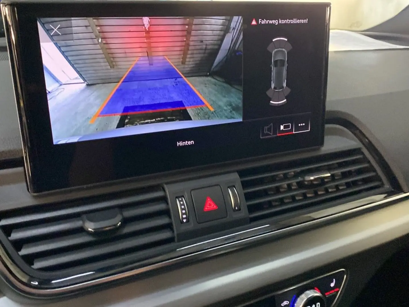 Q5 40 TDI quattro S line*Navi*ACC*Kamera*AHK*