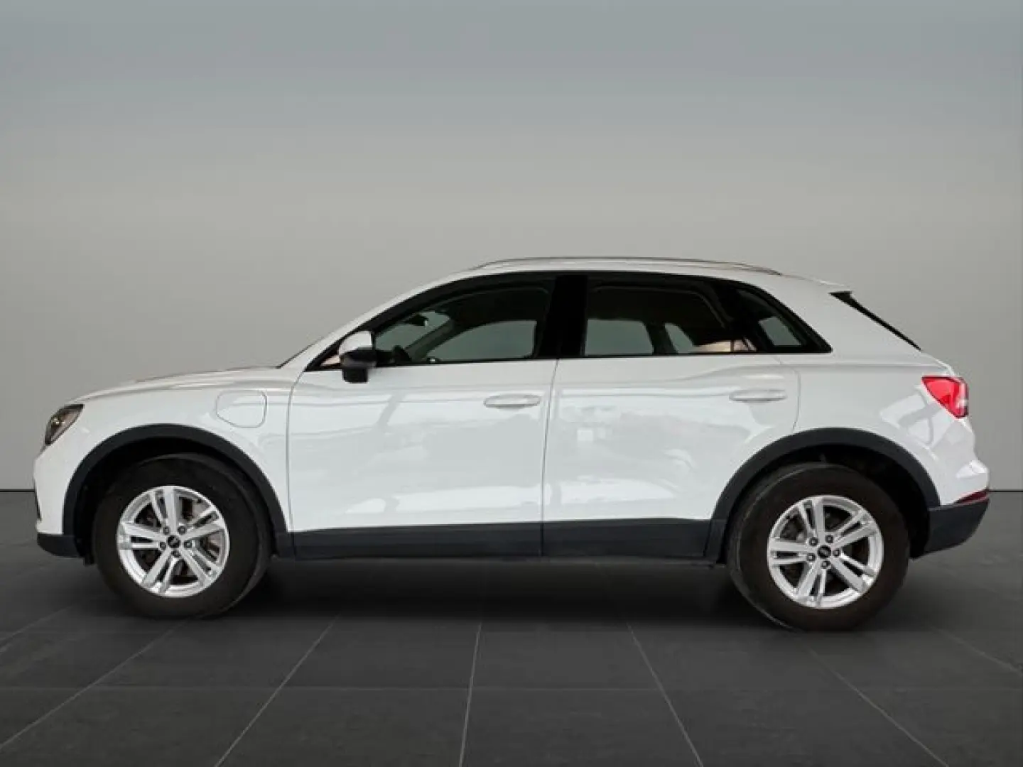 Q3 45TFSI e DSG *VC+*GRA*SHZ*MMI-Navi*