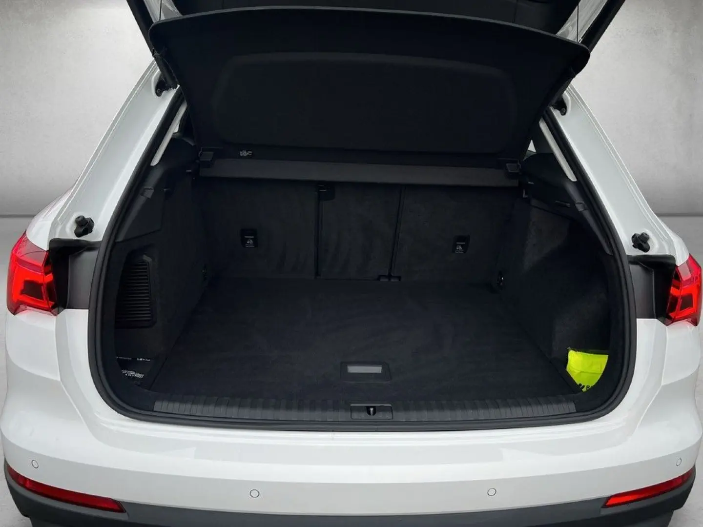 Q3 45 TFSI e S tronic *LED*Kamera*