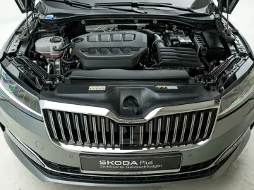 Superb 2.0 TSI DSG*L&K* 4x4*ACC*SMART-LINK*