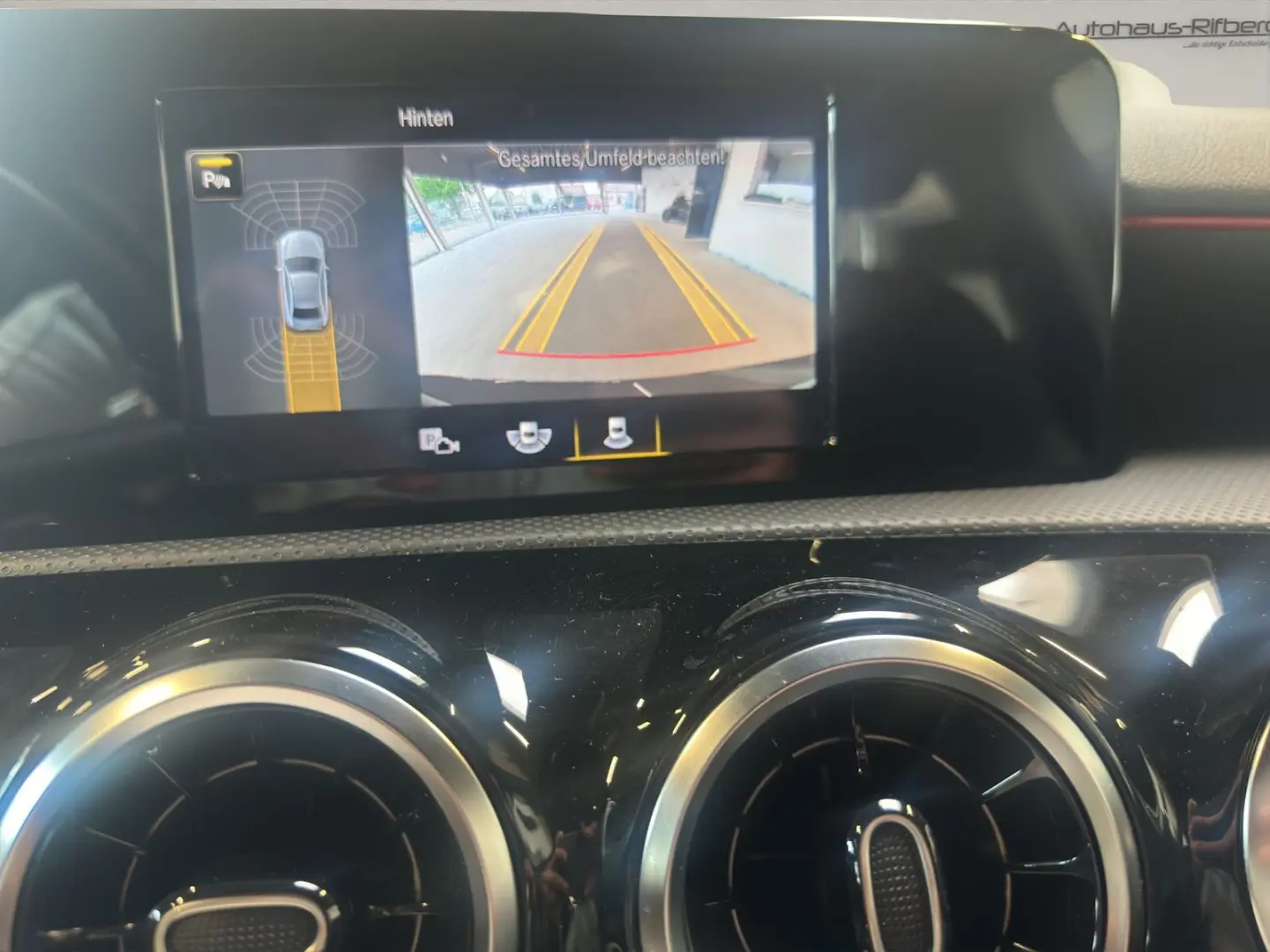 A 250 e Business 8G AMG Kamera/LED/18Zoll/Navi