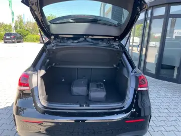 A 250 e AMG*AHK*Distr*360*NAVI*LED*DAB*SHZ*