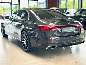 E 220 d AMG Kamera DISTRONIC+ KEYLESS-GO MBUX IH