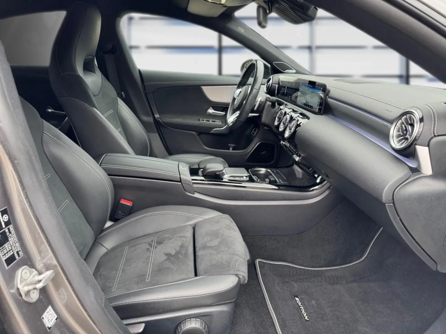 CLA 250 e AMG+NIGHT+BURMESTER+LED+STANDHEIZ+AMB