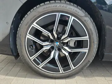 740d xDrive M Sportpaket*Standhzg*Sky-Lounge*B&W