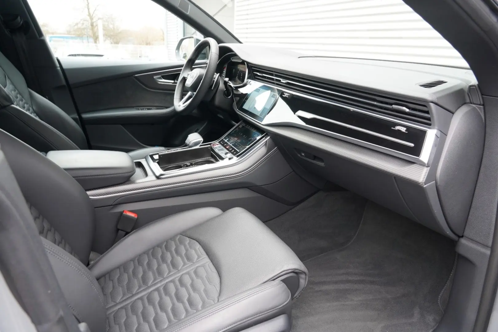RSQ8 4.0TFSI quattro DYNAMIK+ KERAMIK AHK B&O
