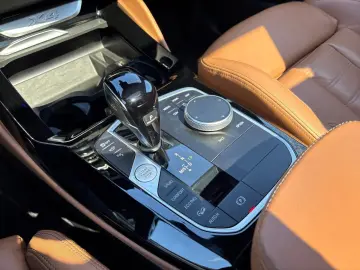 X4 xDr 20dA M SPORT LivePr,Laser,Pano,360°,StHz