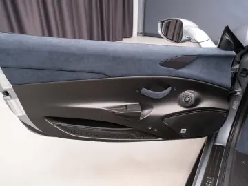 Ferrari 488 Pista GTB Lift Full carbon F R cameras JBL