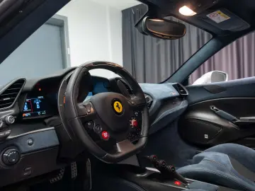 Ferrari 488 Pista GTB Lift Full carbon F R cameras JBL