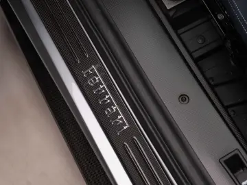 Ferrari 488 Pista GTB Lift Full carbon F R cameras JBL