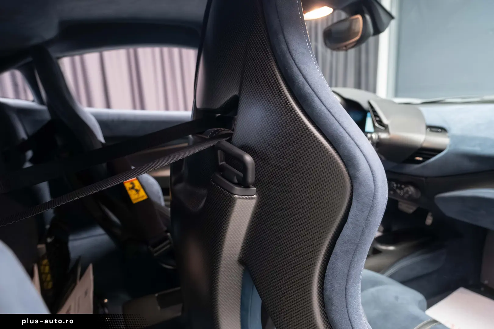 Ferrari 488 Pista GTB Lift Full carbon F R cameras JBL