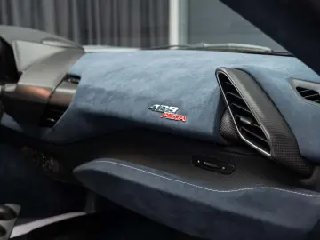 Ferrari 488 Pista GTB Lift Full carbon F R cameras JBL