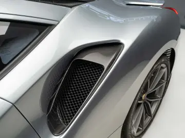 Ferrari 488 Pista GTB Lift Full carbon F R cameras JBL