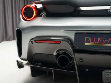 Ferrari 488 Pista GTB Lift Full carbon F R cameras JBL
