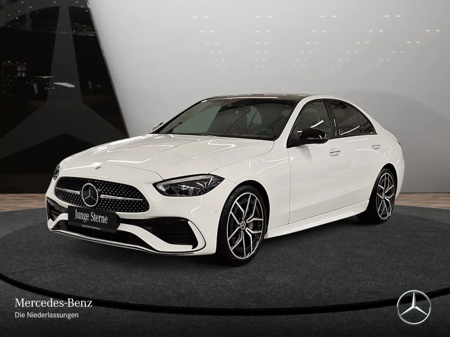 C 300 4M AMG Premium+/Night/Pano/19''/Distr/Memo