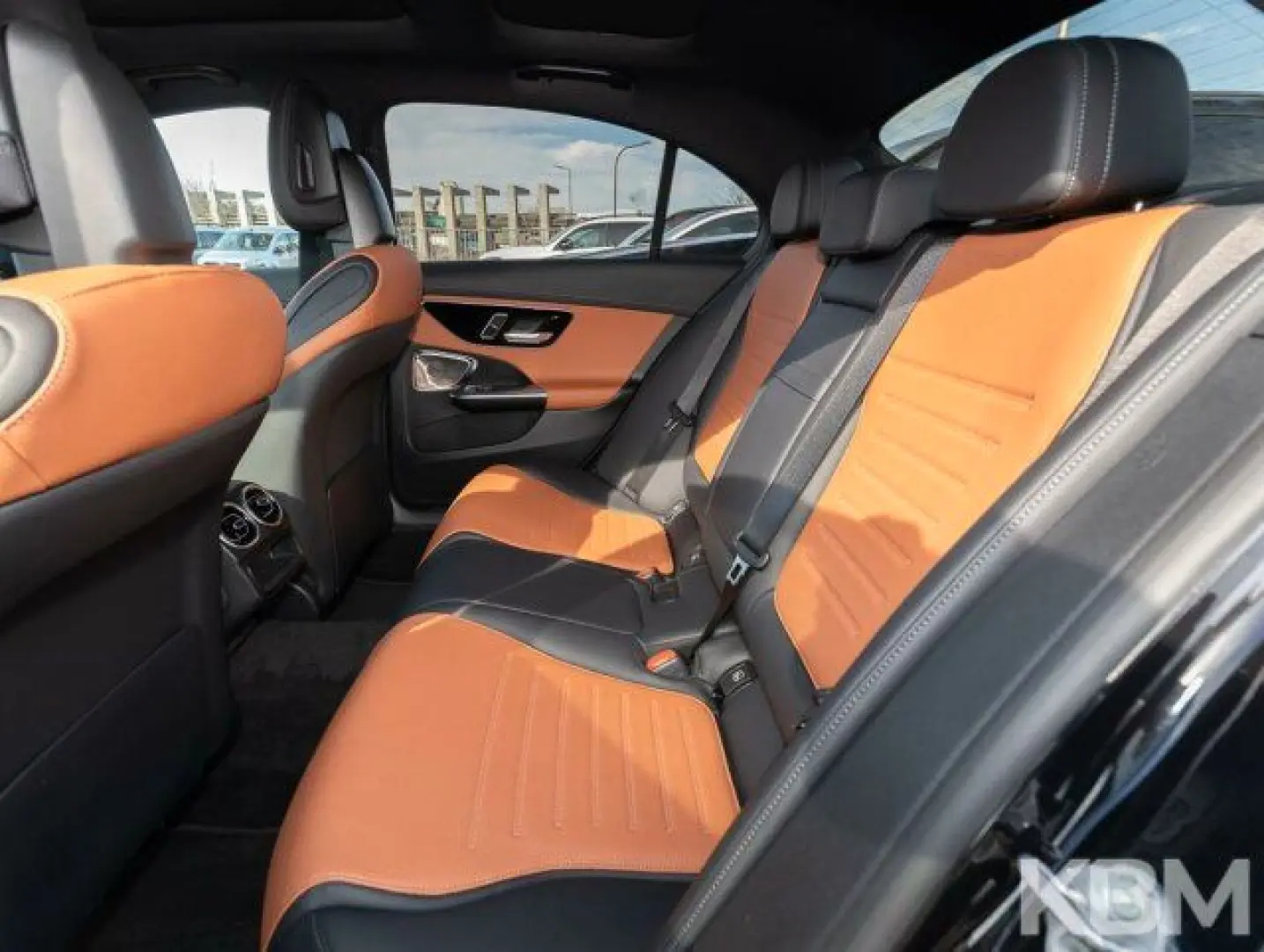 C 300 4M AMG°PREMIUM°BURM°MEMO°DISTR°PAN°DIGI°