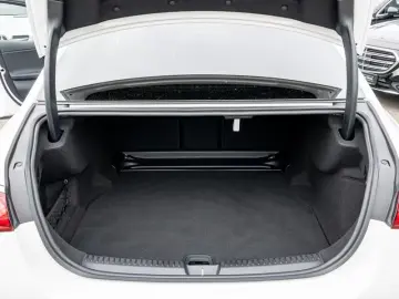 E 200 AMG-Sport/Superscreen/Panoramic