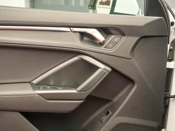 Audi Q3 Sportback 40 TFSI quattro S Line; garantie sept 2027