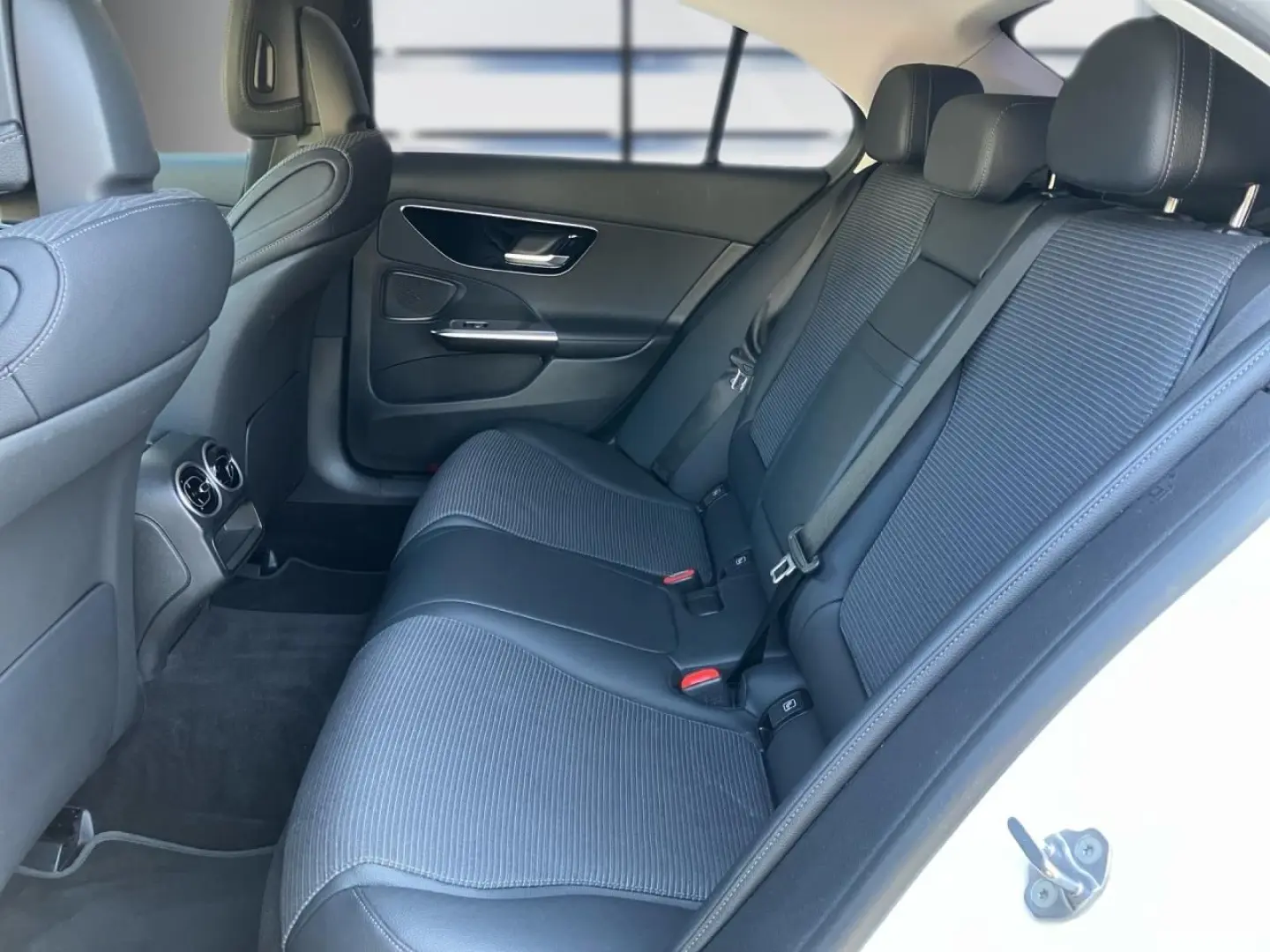 Mercedes-Benz C 180 Avantgarde Totwinkel+Kamera+Ambi+LED