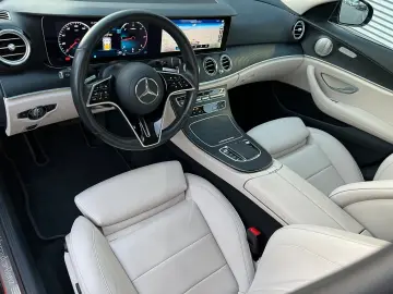 E 220 E -Klasse Lim. E 220 d 4Matic/Head-upLeder
