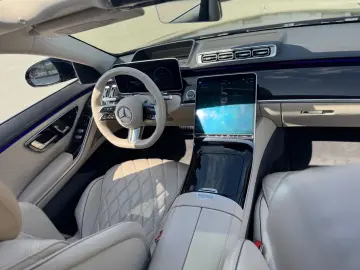 S400d 4M Lang AMG -HUD-Pano-FondEnt-BelüSitz-21Z