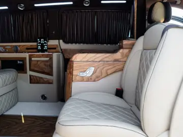 V 300d 4Matic Extralang *VIP First Class Luxury*