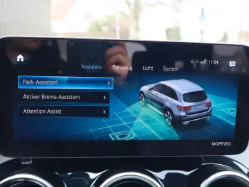 GLC 220  d 4Matic AMG LED NAVI PDC TOP