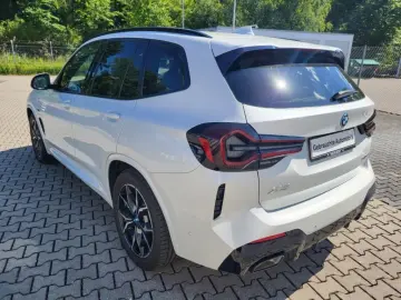 X3 xDr30e M-Sport AHK Panodach LED Apple Carplay